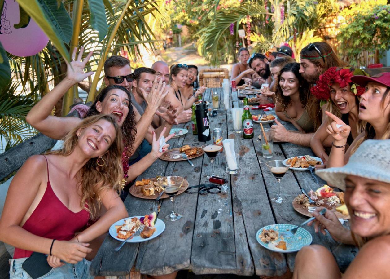 Begadang Hotel Gili Air Ngoại thất bức ảnh